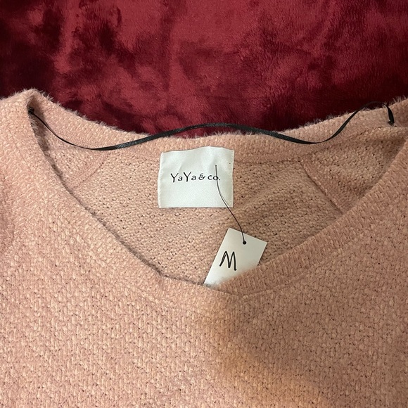 I bought it then realized that I already have too many sweaters like this one - Picture 3 of 5